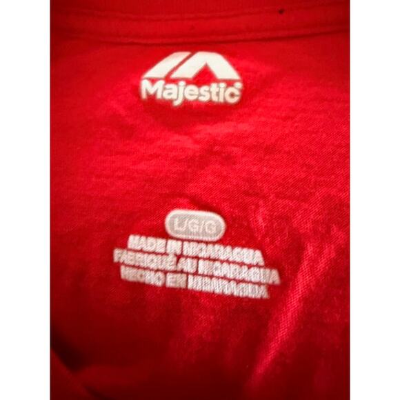 Majestic Phillies Red Graphic Tee – Size L - Picture 4 of 4